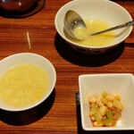 横浜中華街 重慶飯店 - スープと前菜