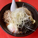 ばくだん屋 - 料理写真:汁なし担々麺