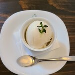 レストラン キビヤ - 白桃のシャーベット