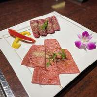 黒毛和牛焼肉 虎斑 北新地店 - 