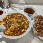 永華 - マーボー丼、餃子