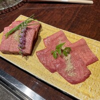 黒毛和牛焼肉 虎斑 北新地店 - 