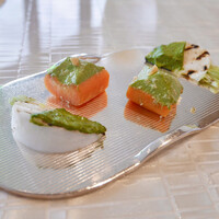 ベージュ アラン・デュカス 東京 - 