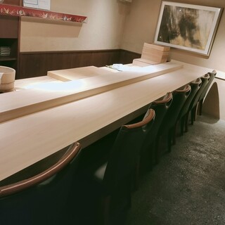 8 seats at the counter