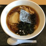 Michi No Eki Shiwa Resutoran Karintei - 醤油ラーメン