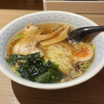 中華料理 食楽亭 - ラーメン600円