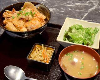 Japanese Dining 3rd - 豚キムチ丼