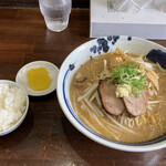 麺屋 玄 - 味噌ラーメン(大盛)➕ご飯(小)