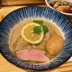 ハちゃんラーメン - 麺