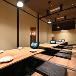 全卓完全個室 焼き鳥 名古屋コーチン 地鶏坊主 - 