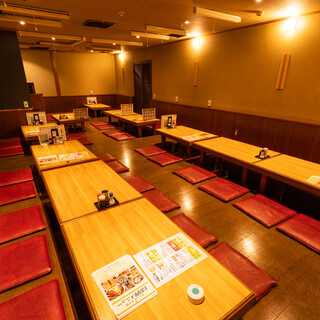 Most of the seats are semi-private rooms ♪ There is a sunken kotatsu that can accommodate up to 60 people.