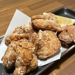 Kaisen Sakaba Meisui - 知床地鶏の塩唐揚げ