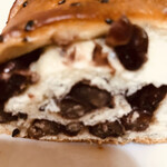 もりの下のパン店 - 断面図