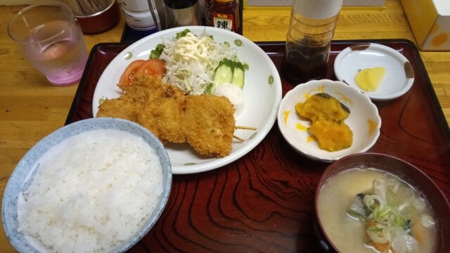 食事の店お津奈 - 青葉（食堂）の写真