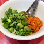 ラーメン二郎 - 待ってる間にカスタマイズ♪