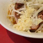 ラーメン二郎 - ニンニク少し