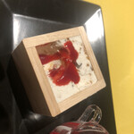 洋風旅館 ぴのん - ヌガーグラッセアップ（ソース投入）