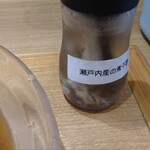 マルヨシ製麺所 - 自家製の酢