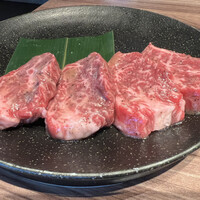 焼肉うしごろ 新宿三丁目店 - 
