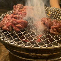 炭火焼肉ホルモン うしごろ 中目黒店 - トロけるロース