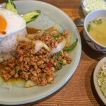 タイ料理バル タイ象 - 