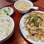 中山菜館 - 五目野菜と豚肉の炒め（800円）
