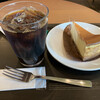 STARBUCKS COFFEE - ドリップコーヒーTall３９０円　ニューヨークチーズケーキ４８５円