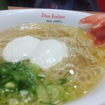 黄金の塩らぁ麺 ドゥエイタリアン - 