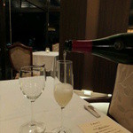 メインダイニング シーホース - スペイン産のスパークリングワイン♪