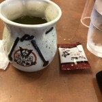 Bandou Tarou - お茶と梅干も。