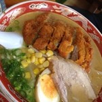 自由軒 - みそとんかつラーメン