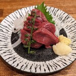 Tosaka - 馬刺し 肩ロース 583円