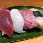 魚がし寿司 - ランチにぎり(2023年6月9日撮影)