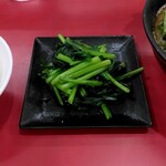 ラーメン 杉田家 - 生ほうれん草