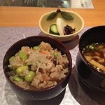 Rikou - 鳥そぼろと茶豆の炊き込み