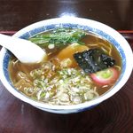 あずまや - ラーメン（600円）