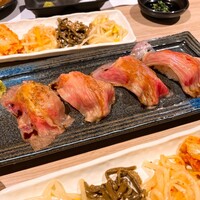 近江うし 焼肉 にくTATSU 青山本店 - 