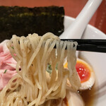 酒肴場 屯 - 冷やしの麺は三河屋の全粒粉入り。ツルシコ食感で風味良し