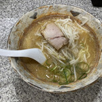 ラーメン 八龍 - 