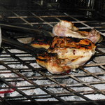 居酒屋 いさお - 若鶏を焼いてます