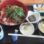 新勝丸 - マグロ漬け丼￥500