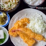 坂入きのこ園 - ミックスフライ定食(600円)