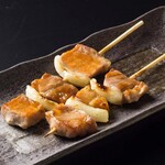 Muroran yakitori (pork skewers) [2 pieces]