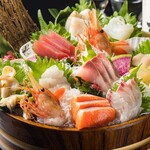 Assortment of 10 kinds of exciting sashimi