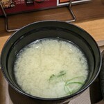 伝説のすた丼屋 - お味噌汁