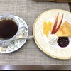 カフェ ド フフ - チーズケーキとfufuオリジナルブレンドコーヒー