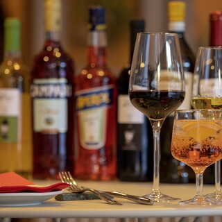お食事に合わせたワインやカクテル