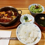 宮崎肉処 霧峰 - 牛たんシチューハンバーグ定食