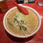 Gyouzano Teiou - 帝王定食のラーメン　味噌をチョイス