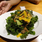 タケル クインディチ - ビッグな地野菜のサラダ